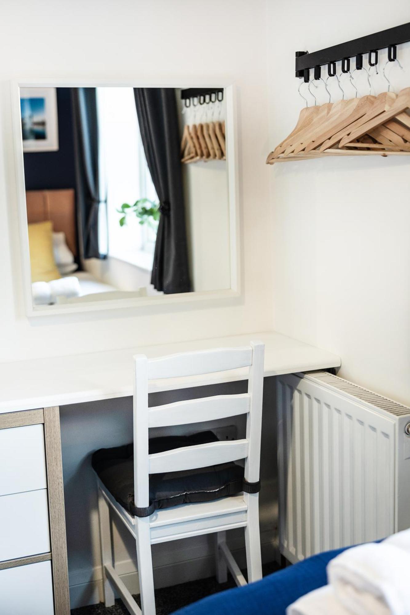 The Heart - Cosy 3 Bedroom House With Double Driveway And Garden In Manchester Buitenkant foto